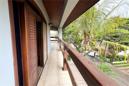 Casa à venda com 4 quartos, sendo 2 suítes,  no condomínio Villaggio Capriccio, Louveira - SP