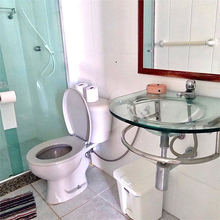 Casa em condomínio à venda com 2 quartos, sendo 1 suíte,  em Alto de Búzios, Armação dos Búzios, RJ