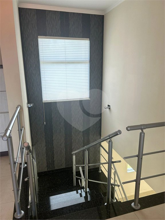 Casa à venda com 3 suítes no condomínio Terras de São Francisco, Vinhedo - SP