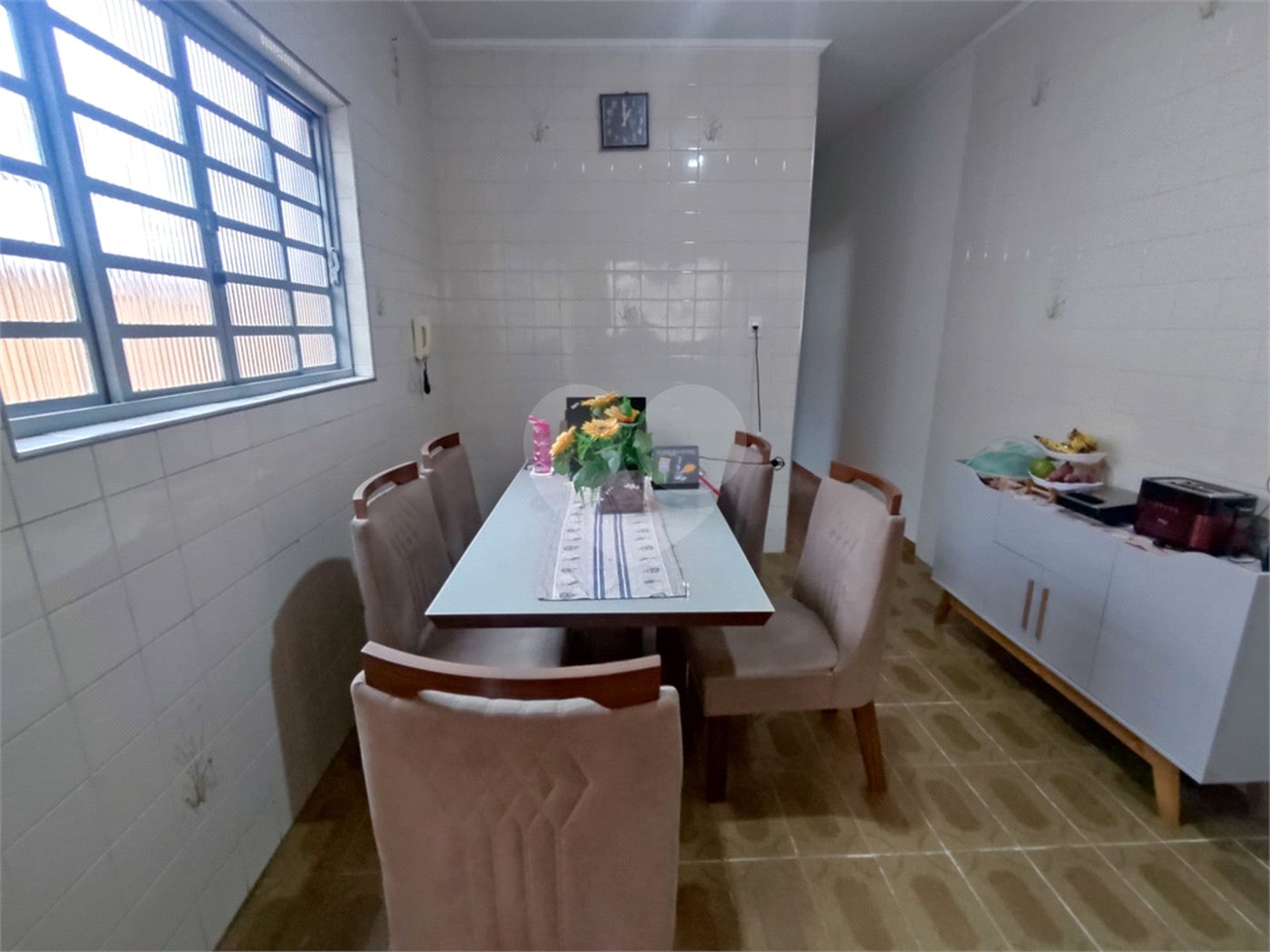 Sobrado à venda com 3 quartos, sendo 1 suíte, em Tremembé, São Paulo, SP