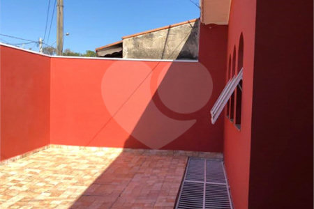 Casa à venda com 3 quartos, sendo 1 suíte, em Cidade Nova, Jundiaí, SP
