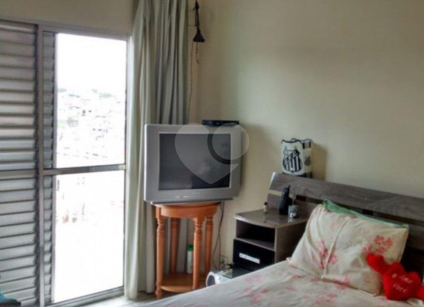Sobrado à venda com 4 quartos, sendo 1 suíte,  em Jaçanã, São Paulo, SP