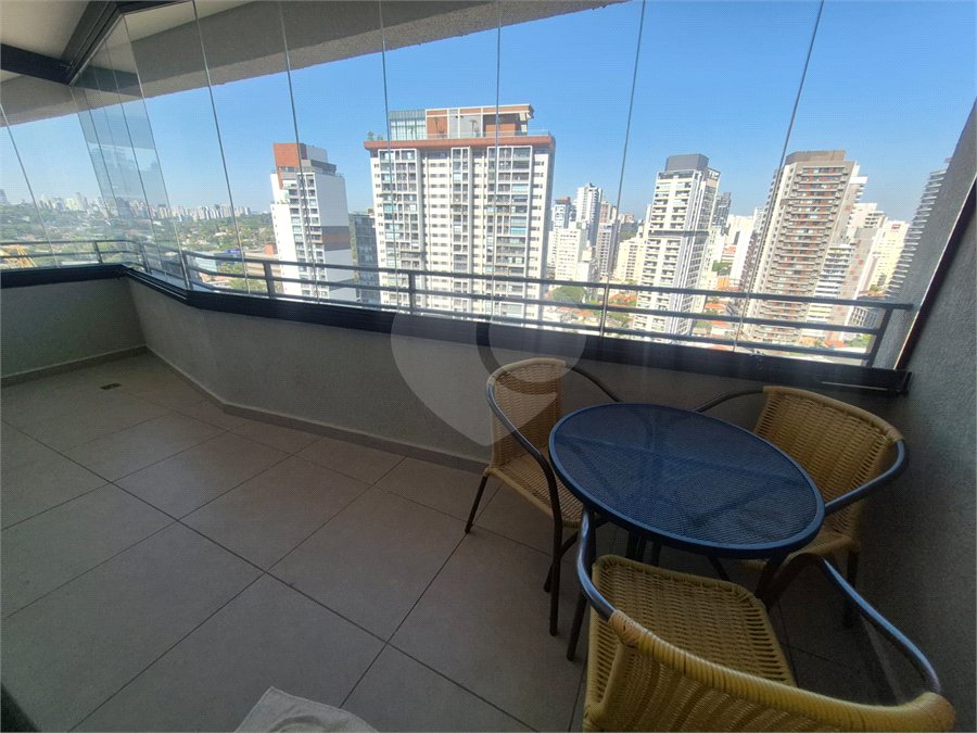 Apartamento para alugar com 2 suítes em Brooklin, São Paulo, SP