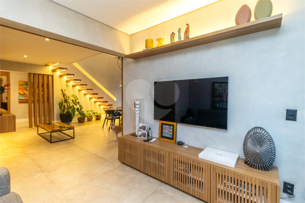 Duplex à venda com 3 suítes em Campo Belo, São Paulo, SP