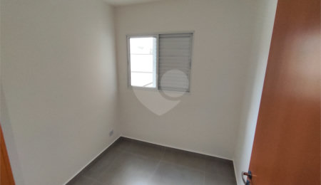 Apartamento à venda com 2 quartos em Vila Vitório Mazzei, São Paulo, SP