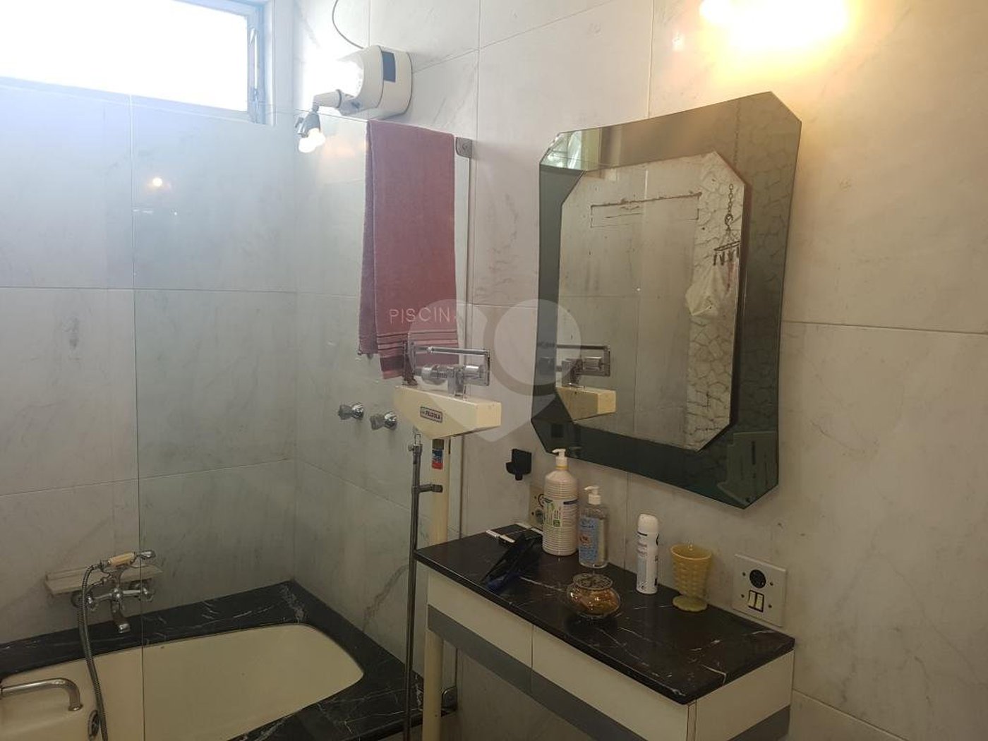 Casa à venda com 7 quartos, sendo 2 suítes, em Brooklin Paulista, São Paulo, SP