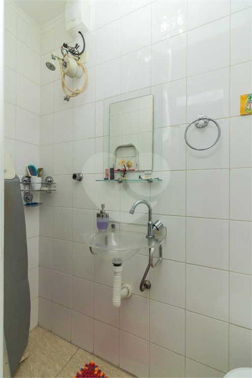 Casa à venda com 3 quartos, sendo 1 suíte, no condomínio Villaggio Di Firenze, São Paulo - SP