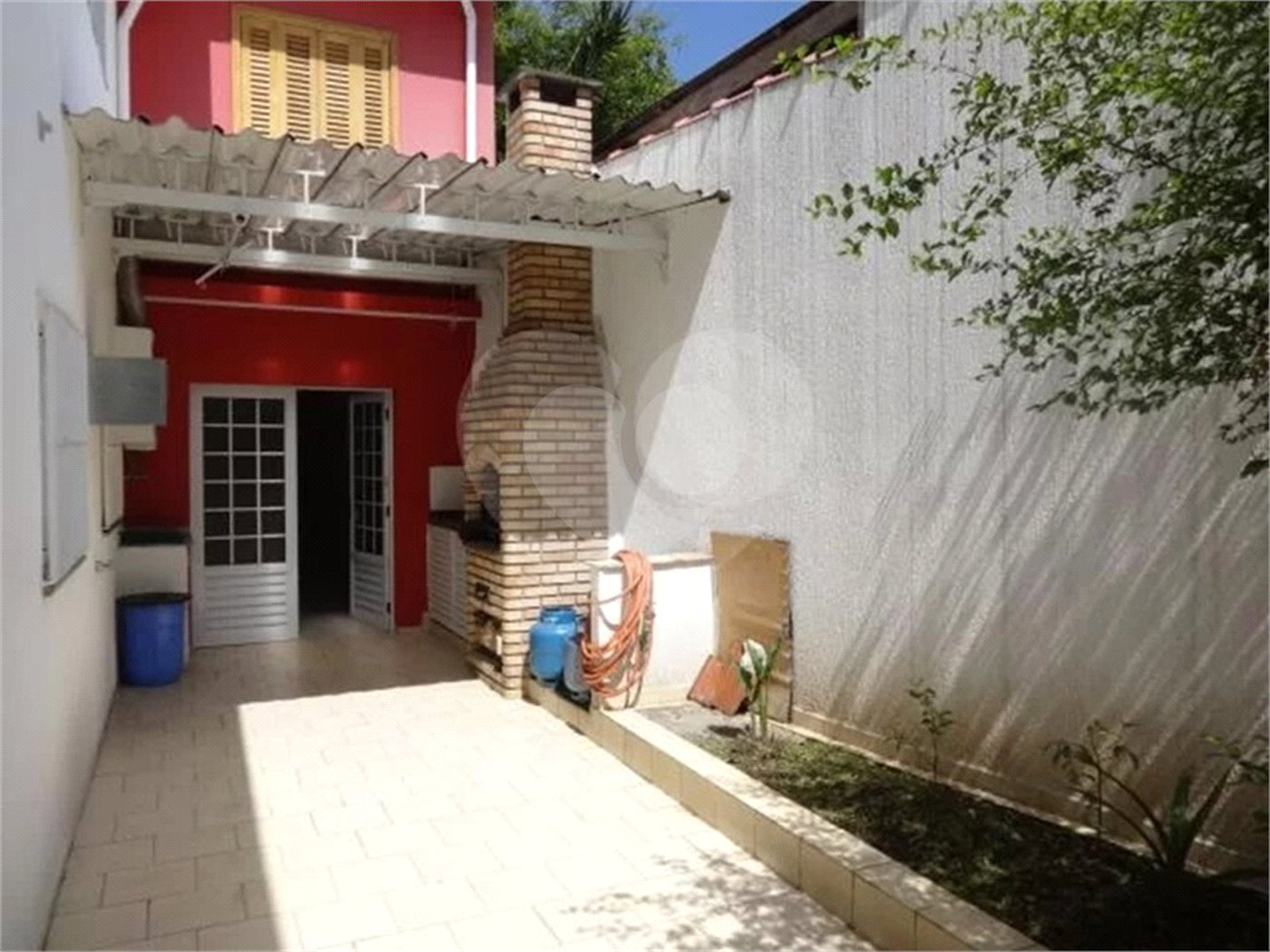 Casa à venda com 4 quartos, sendo 2 suítes, em Horto, São Paulo, SP