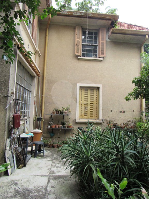 Sobrado à venda com 3 quartos em Tremembé, São Paulo, SP
