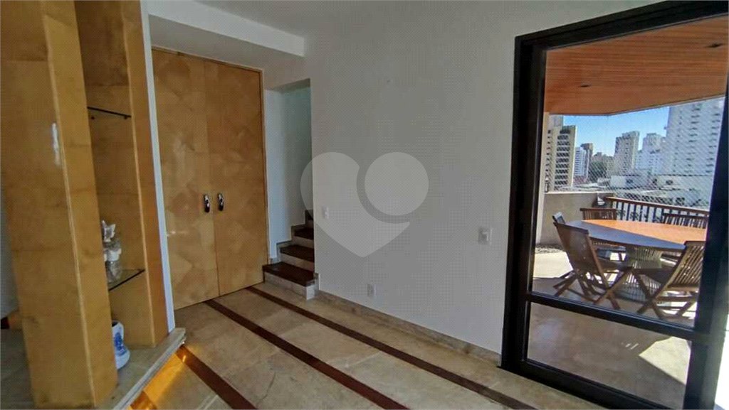 Duplex para alugar com 3 suítes em Real Parque, São Paulo, SP