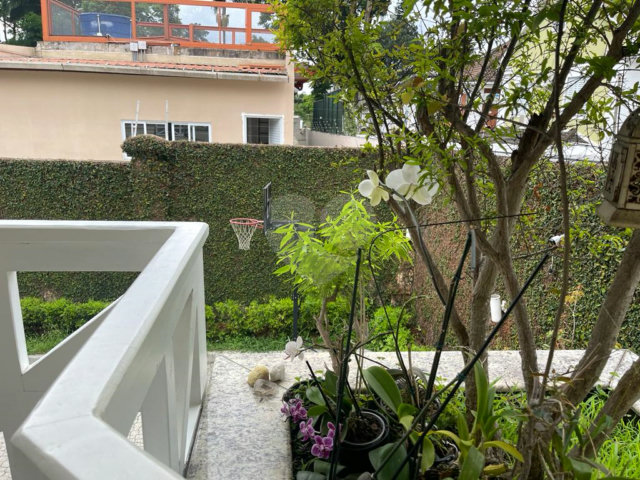 Casa à venda com 4 suítes no condomínio Conjunto Residencial São Benedito, São Paulo - SP