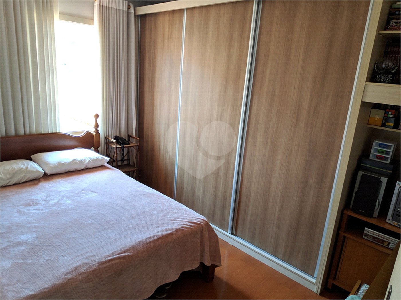 Sobrado à venda com 5 quartos, sendo 1 suíte,  em Vila Nova Conceição, São Paulo, SP