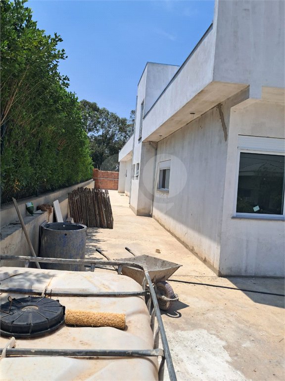Casa à venda com 3 suítes no condomínio Terras de Mont Serrat, Salto - SP