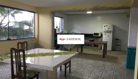 Casa à venda com 4 quartos, sendo 1 suíte,  no condomínio Loteamento Haras El Passo, Mairiporã - SP