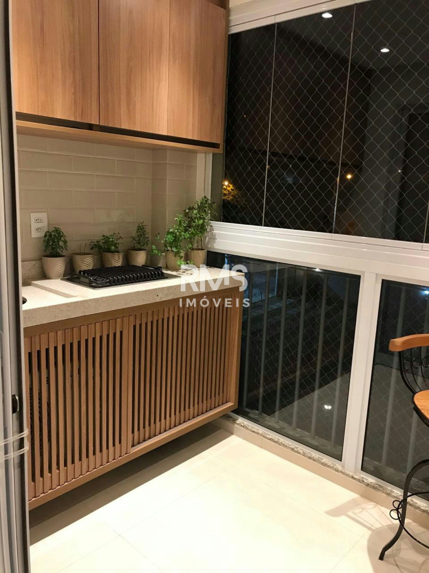 Belíssimo à venda com 3 quartos, sendo 1 suíte, no condomínio Residencial Ilhas Mediterrâneo, Itu - SP