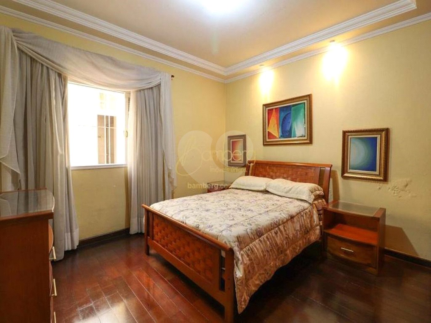 Casa à venda com 4 quartos, sendo 2 suítes, em Jardim Trussardi, São Paulo, SP