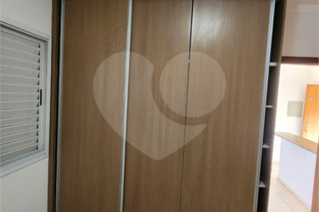 Apartamento à venda com 1 suíte no Centro, Araraquara, SP
