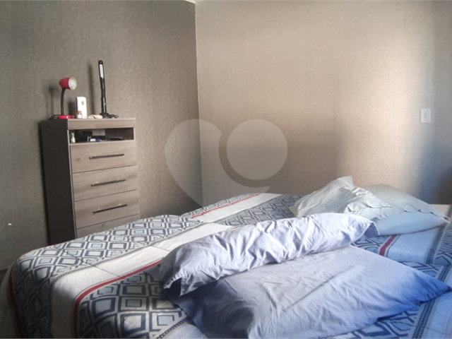 Sobrado à venda com 2 quartos em Santana, São Paulo, SP