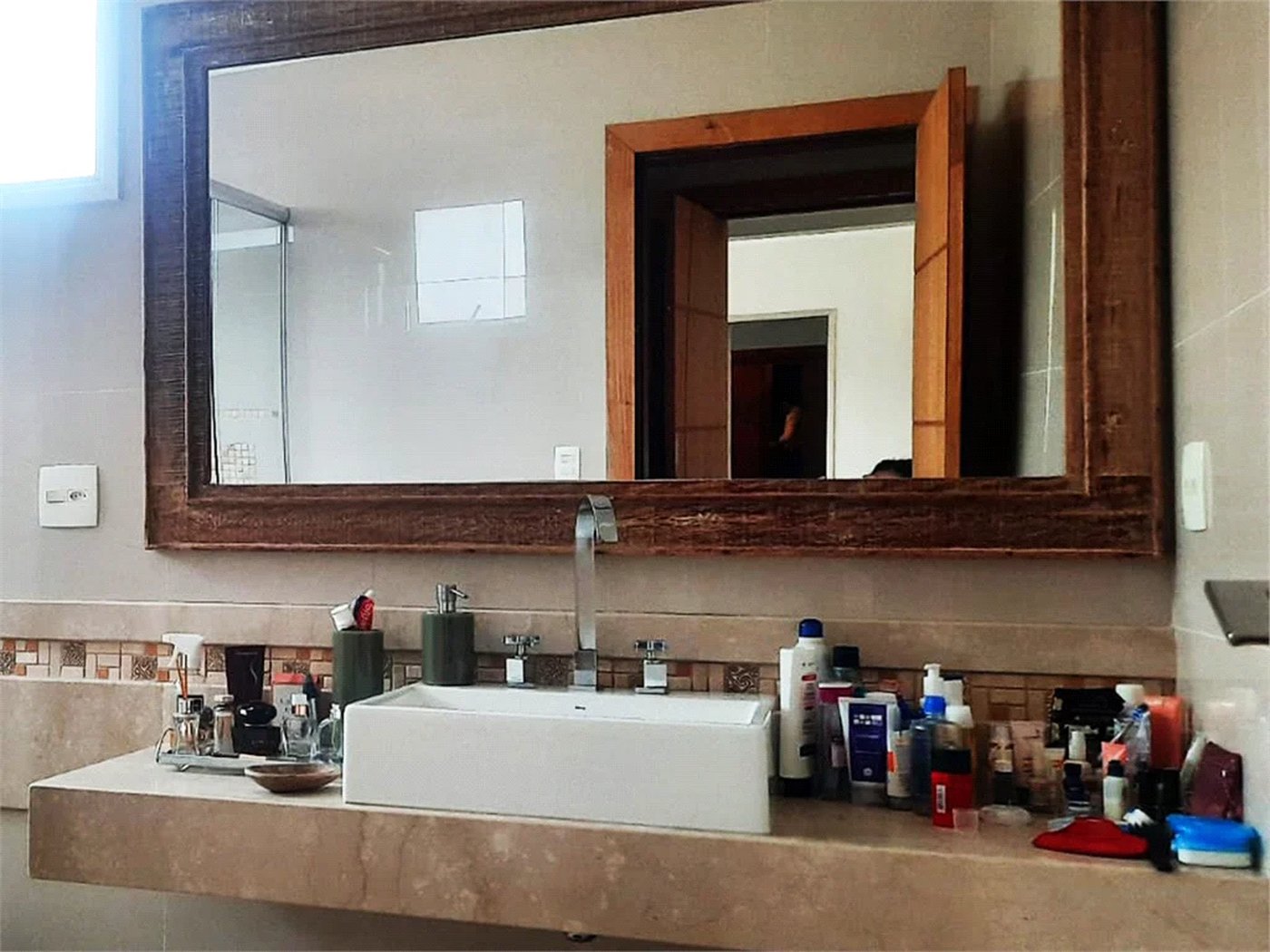 Sobrado à venda com 4 quartos, sendo 2 suítes,  em Bela Aliança, São Paulo, SP