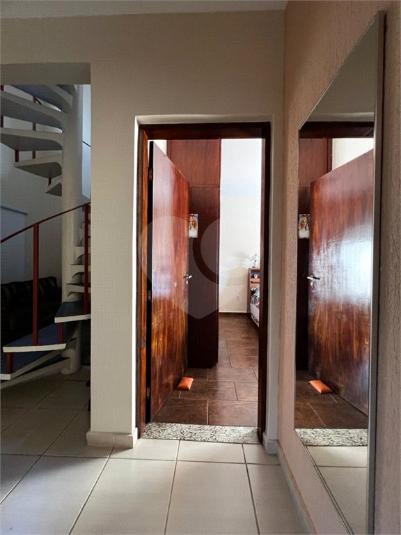 Sobrado à venda com 3 quartos, sendo 2 suítes,  em Alto Ipiranga, Mogi das Cruzes, SP