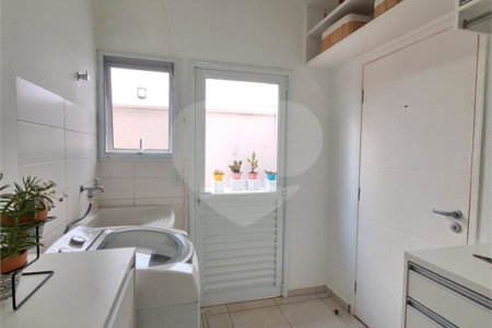 Casa à venda com 3 suítes no condomínio Residencial Villa Di Treviso, Vinhedo - SP
