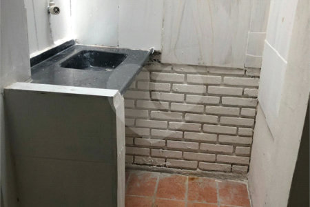 Casa à venda com 6 quartos, sendo 2 suítes, em Vila Monumento, São Paulo, SP