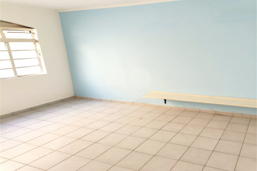 Sobrado à venda com 4 quartos, sendo 1 suíte, em Vila Nova Mazzei, São Paulo, SP