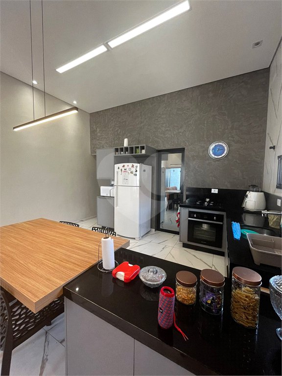 Casa Térrea à venda com 3 suítes em Jardim dos Pinheiros, Atibaia, SP