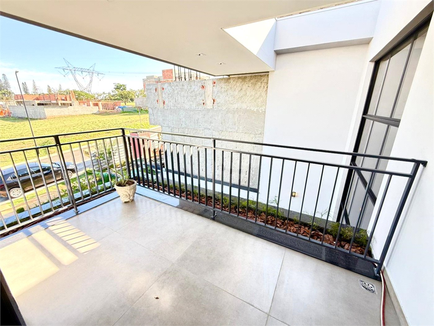 Casa à venda com 3 suítes no condomínio Villa Sapezal, Indaiatuba - SP