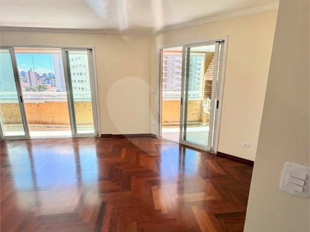 Apartamento à venda com 3 suítes em Santana, São Paulo, SP