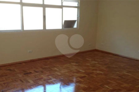 Casa à venda com 3 quartos, sendo 1 suíte, em Vila Prudente de Moraes, Itatiba, SP