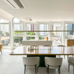 Apartamento à venda com 4 suítes em Vila Cordeiro, São Paulo, SP