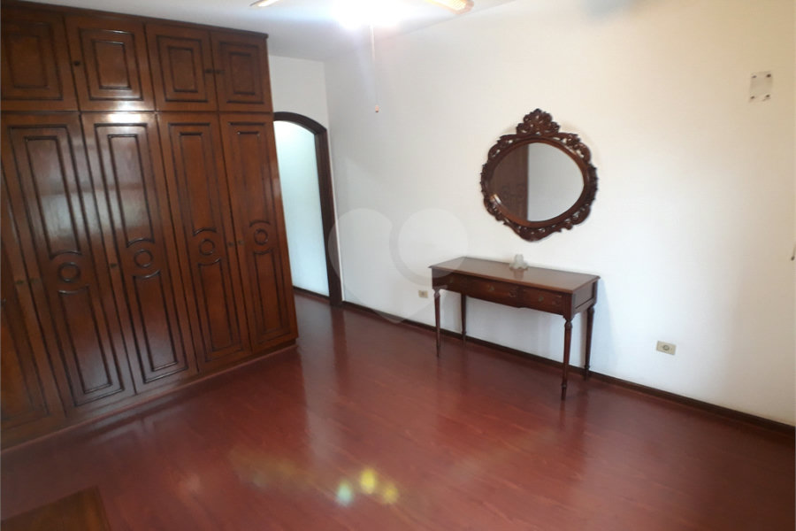 Sobrado à venda com 4 quartos, sendo 2 suítes, em Santana, São Paulo, SP