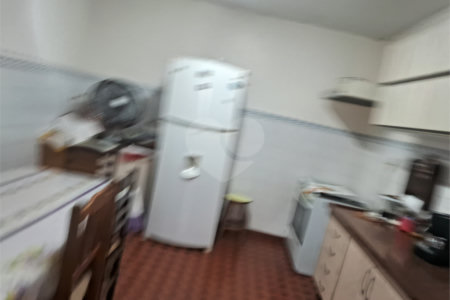 Casa à venda com 3 quartos em Parque Vitória, São Paulo, SP
