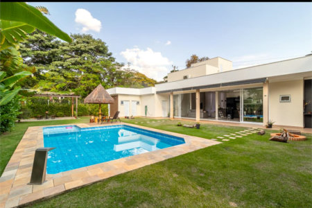 Casa à venda com 3 quartos, sendo 1 suíte,  no condomínio Vale do Lago, Sorocaba - SP