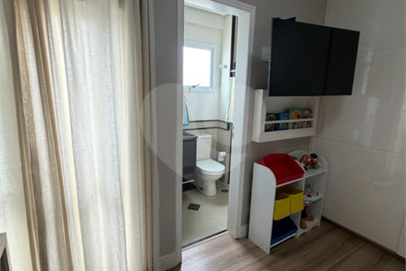 Triplex à venda com 4 suítes em Santa Teresinha, São Paulo, SP
