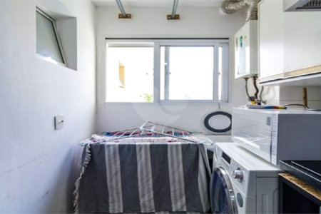 Apartamento à venda com 2 quartos, sendo 1 suíte, em Parque Reboucas, São Paulo, SP