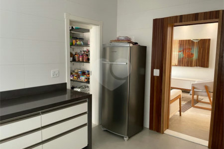 Casa à venda com 4 suítes no condomínio Basel, Campinas - SP