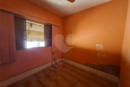 Casa à venda com 5 quartos, sendo 1 suíte, em Jardim Tamoio, Araraquara, SP