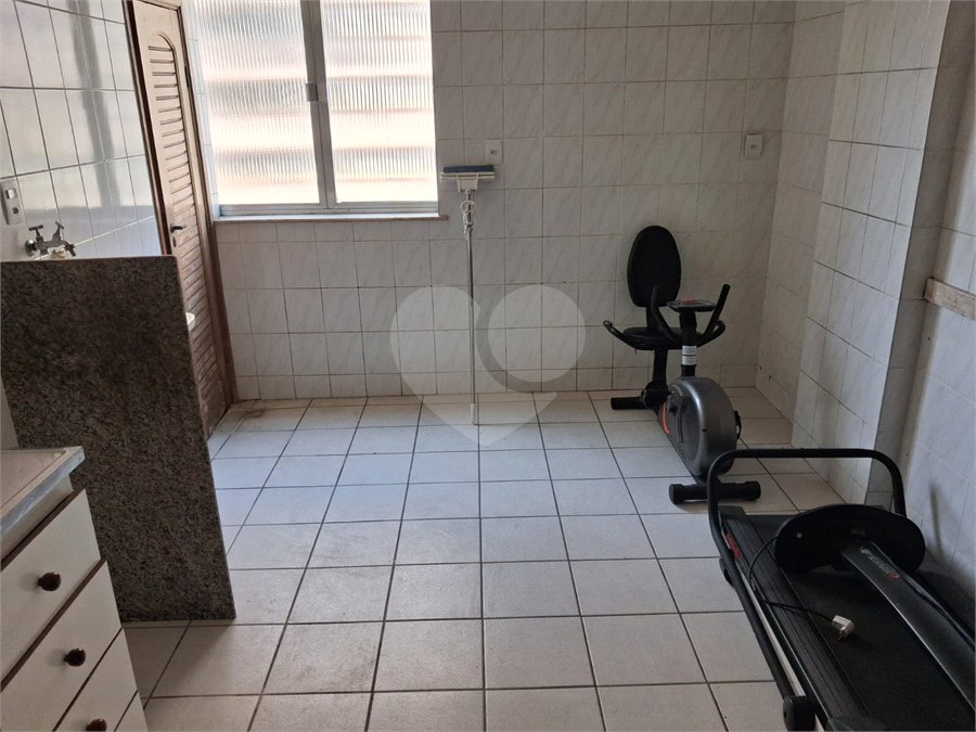 Apartamento à venda com 2 quartos em Praça da Bandeira, Rio de Janeiro, RJ