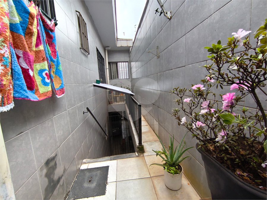 Sobrado à venda com 3 quartos no Brasilândia, São Paulo, SP