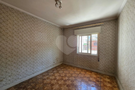 Sobrado à venda com 4 quartos, sendo 1 suíte,  em Santa Teresinha, São Paulo, SP