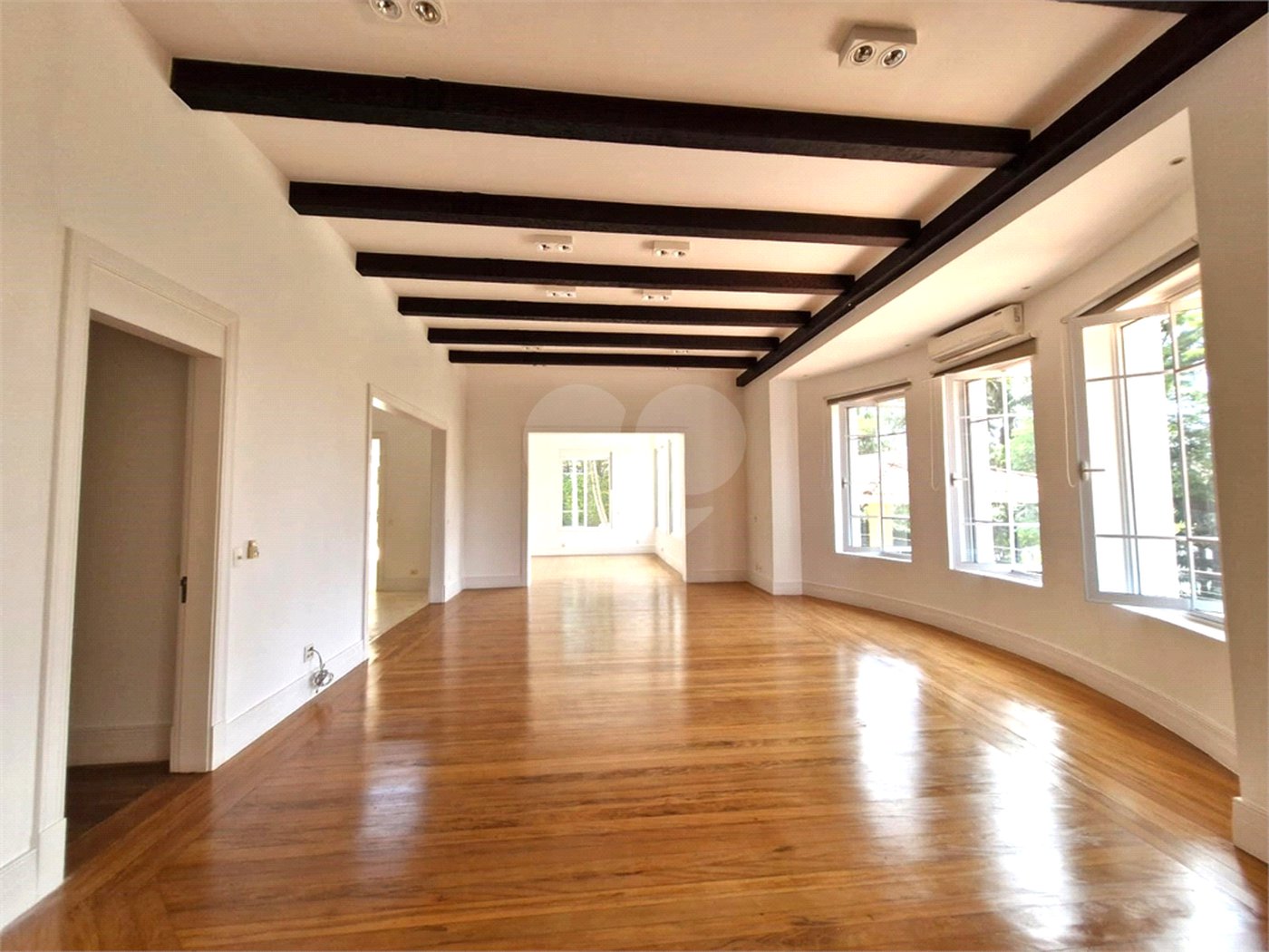 Casa à venda com 4 suítes no condomínio Chácara Flora, São Paulo - SP