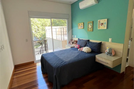 Casa à venda com 6 quartos, sendo 4 suítes,  no condomínio Estância Marambaia, Vinhedo - SP