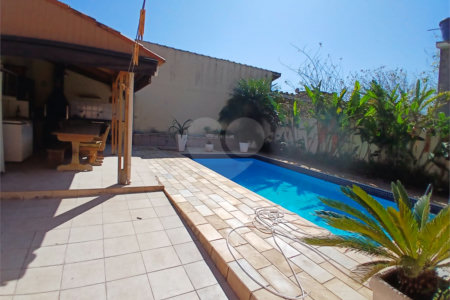 Casa à venda com 3 quartos, sendo 2 suítes, em Jardim Brogotá, Atibaia, SP