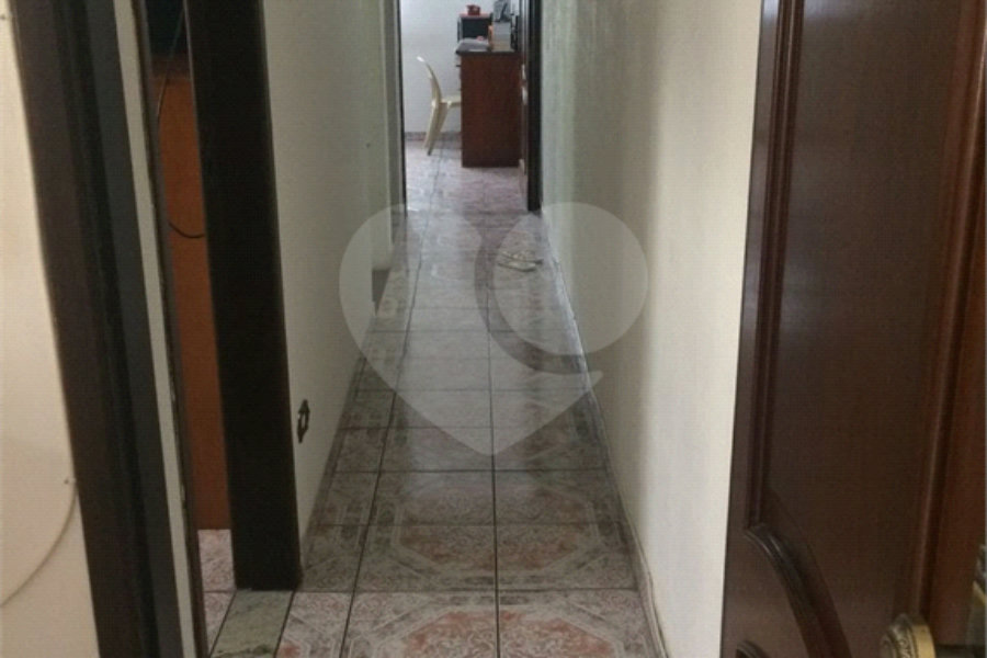 Casa à venda com 4 quartos em Jardim Aida, Guarulhos, SP