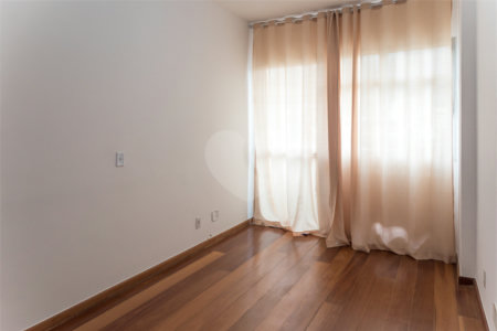 Apartamento à venda com 3 quartos, sendo 1 suíte, em Tijuca, Rio de Janeiro, RJ