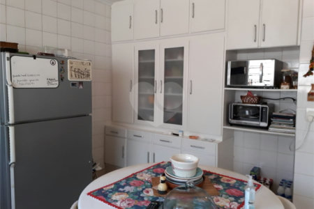 Sobrado à venda com 3 quartos, sendo 1 suíte, em Campo Belo, São Paulo, SP