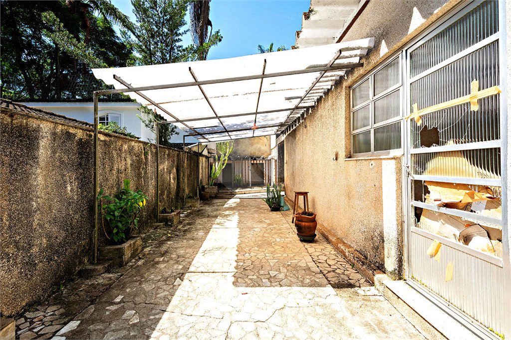 Casa Térrea à venda ou para alugar com 4 suítes em Alto da Boa Vista, São Paulo, SP