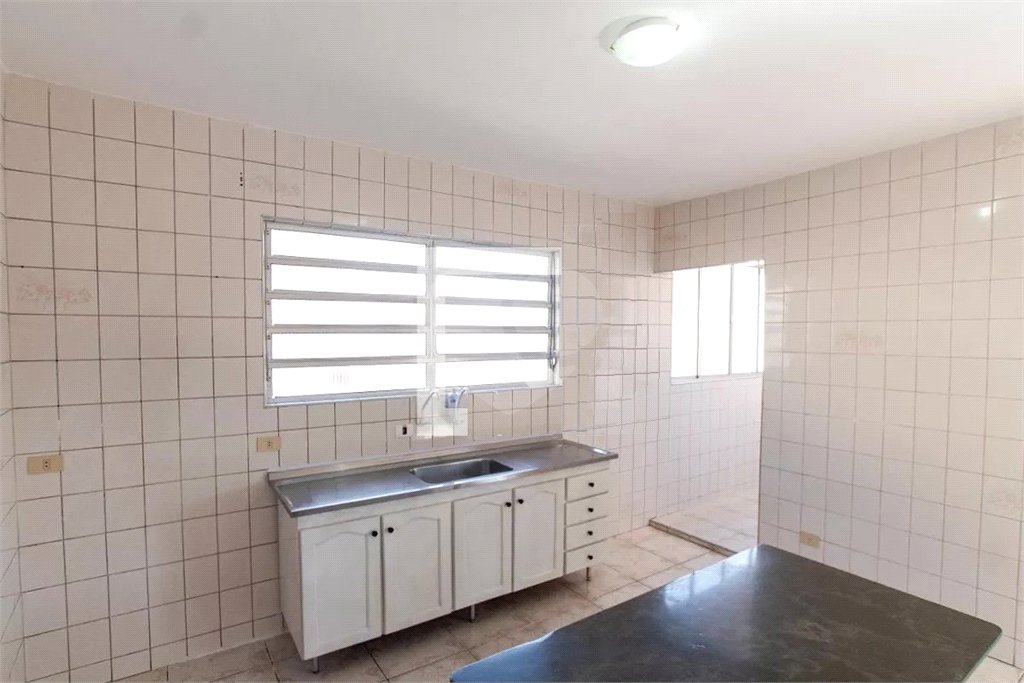 Sobrado à venda com 4 quartos, sendo 1 suíte,  em Parque Novo Mundo, São Paulo, SP
